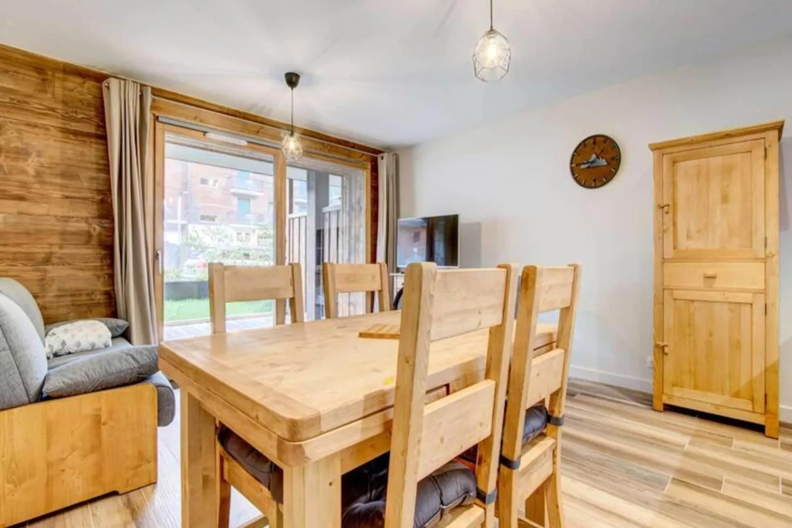 Résidence Le Lapia-Exterior in summer