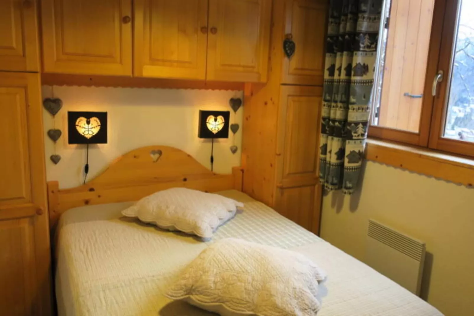 Résidence Les Balcons De Chatel-View in winter