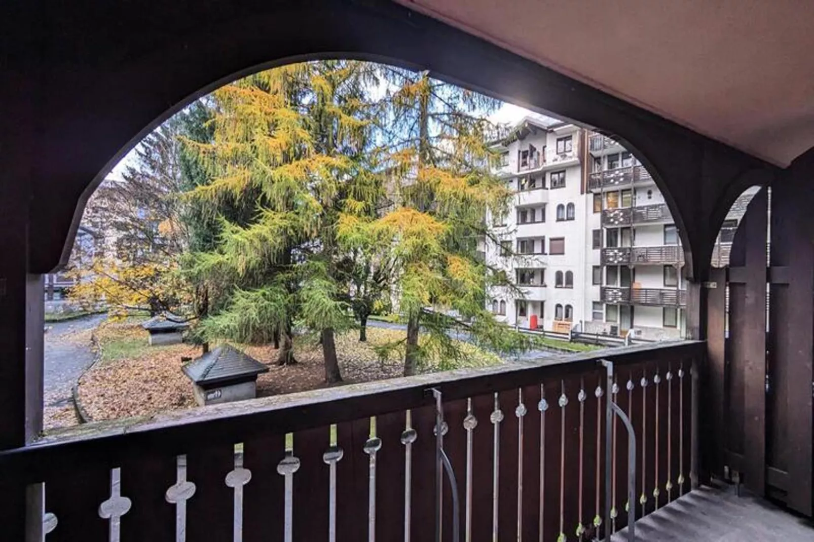 Résidence Jonquille-View in summer