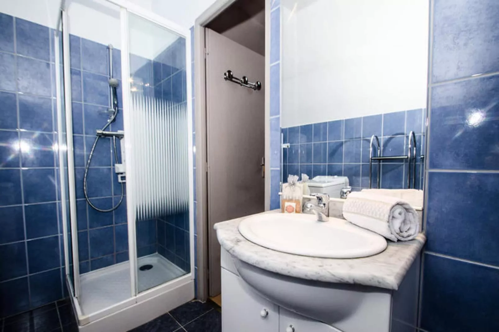 Résidence Androsace-Bathroom