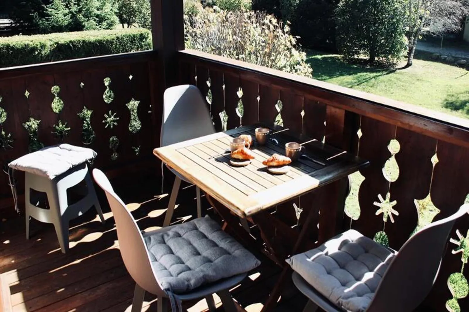 Chalets Des Bois-Terrasse / balcon