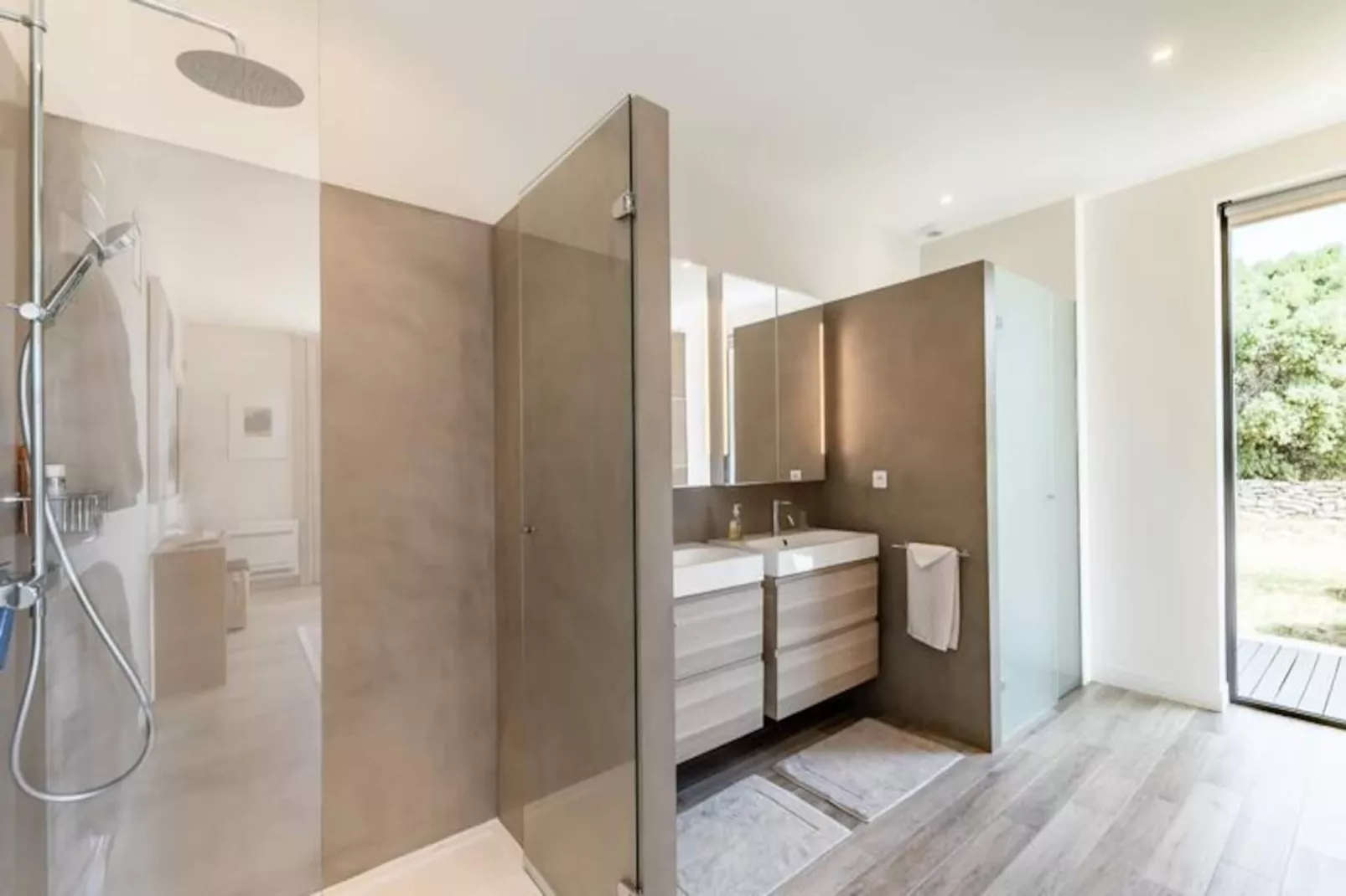 Villa Mirage Luxe Et S&eacute;r&eacute;nit&eacute;-Image-tags.