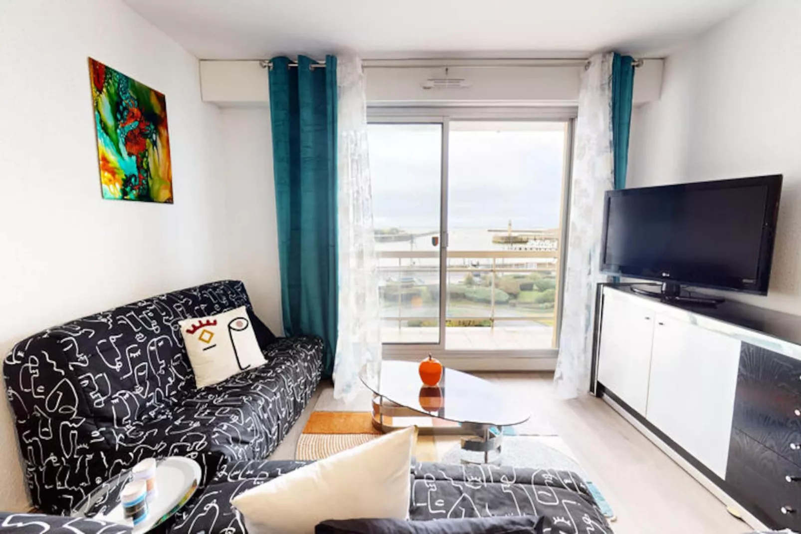 Appartements à Saint-Gilles-Croix-de-Vie-Image-tags.