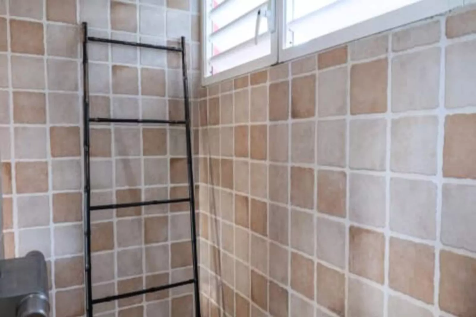 Villa Sereine-Image-tags.