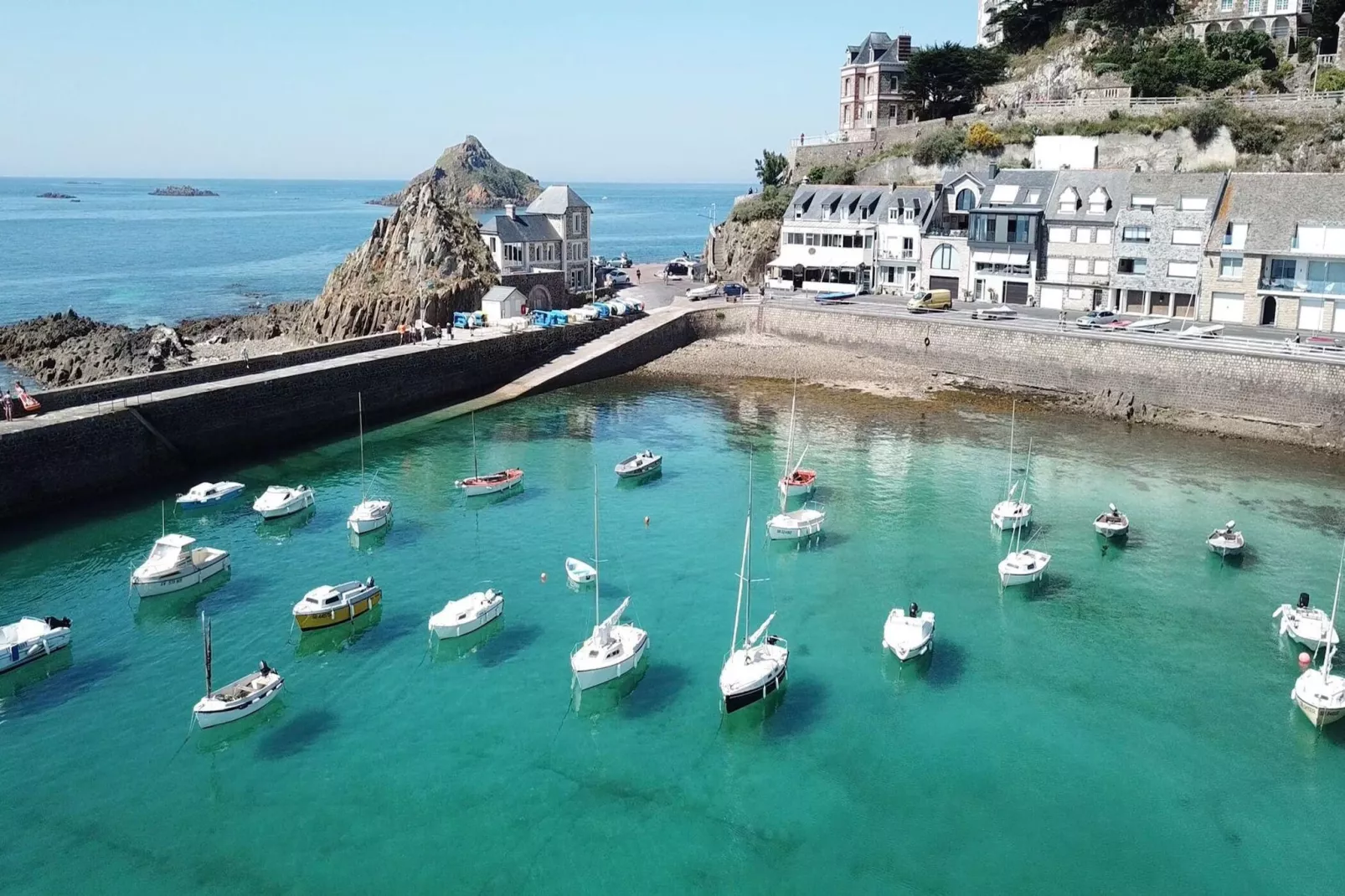 Résidence Les Villas du Spa****-Areas within 5km in summer