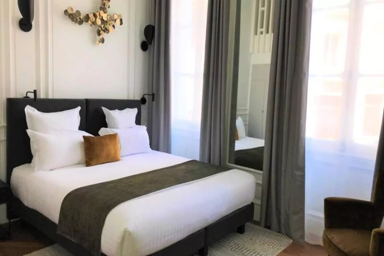 Maison Labruy&egrave;re - Familiale Aviau-Bedroom