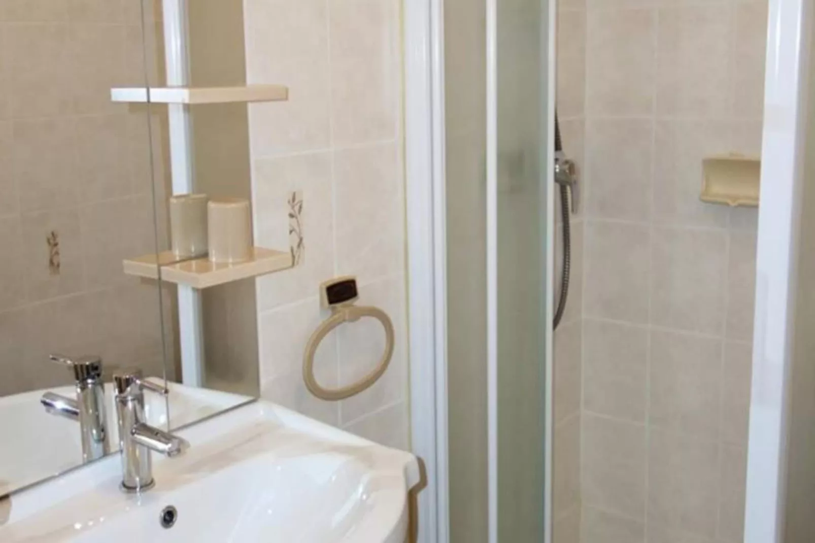 Résidence Choucas-Bathroom