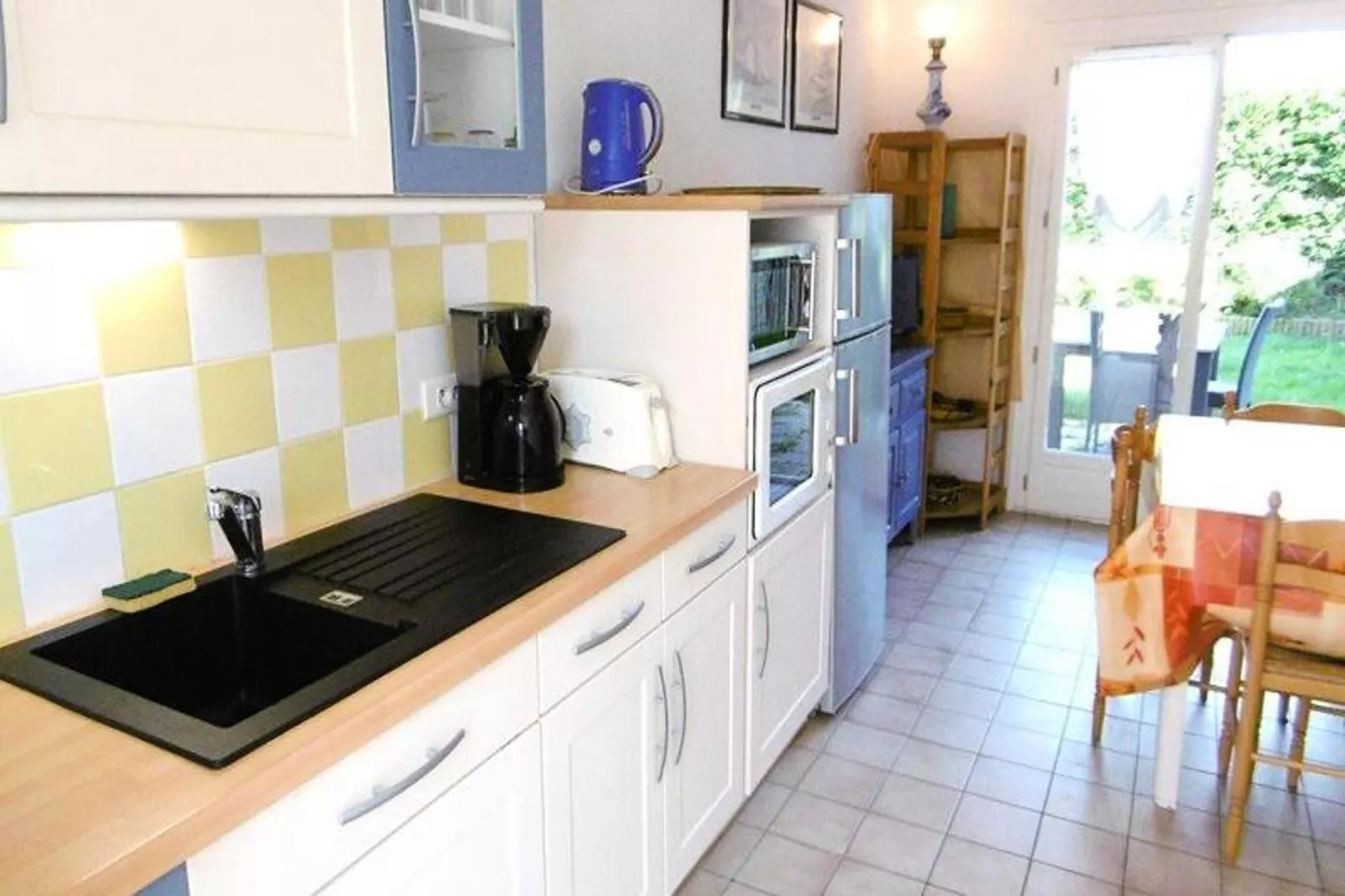 Résidence Duguay Trouin-Kitchen