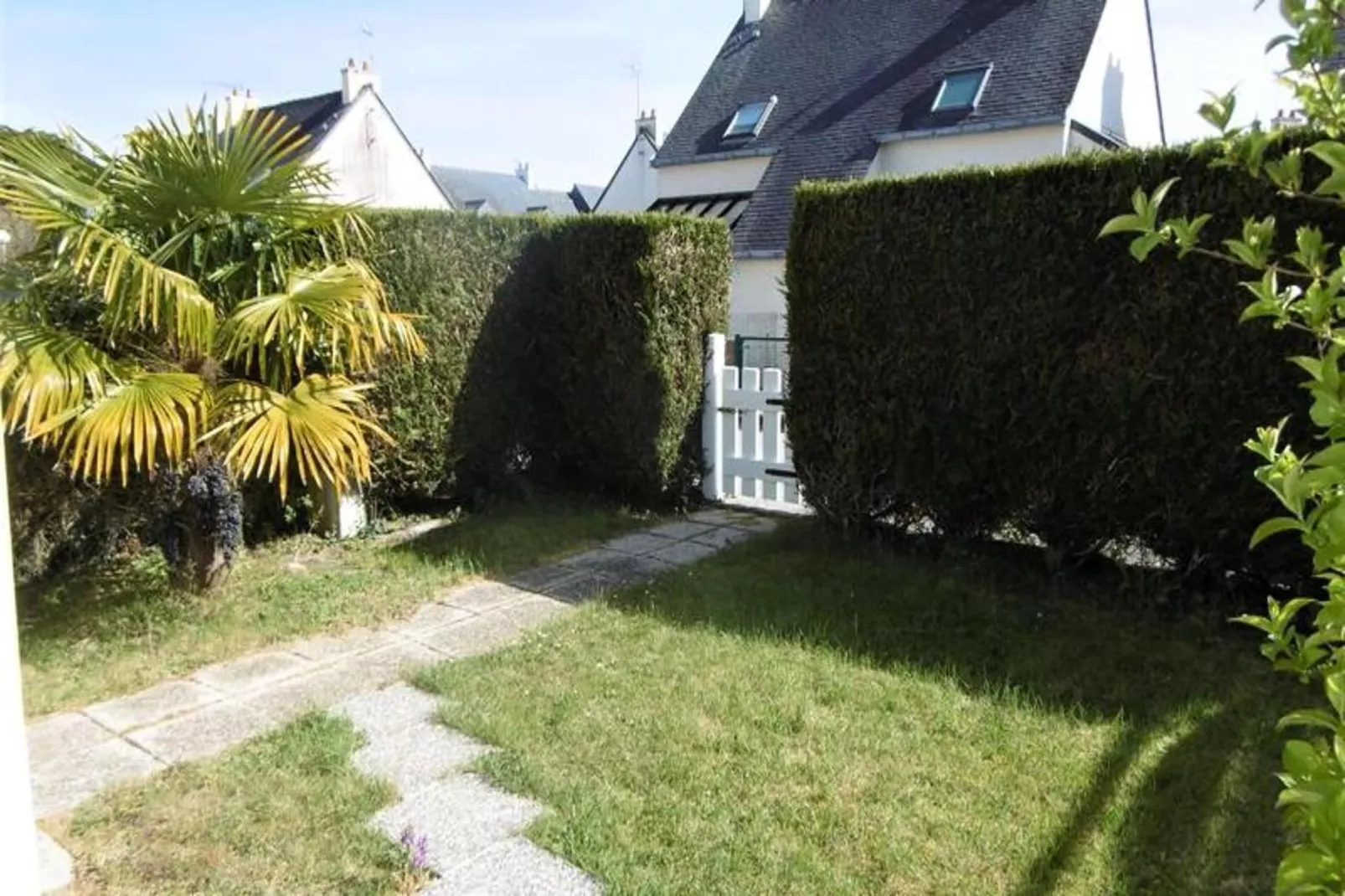 Résidence Les Korrigans-Garten Sommer