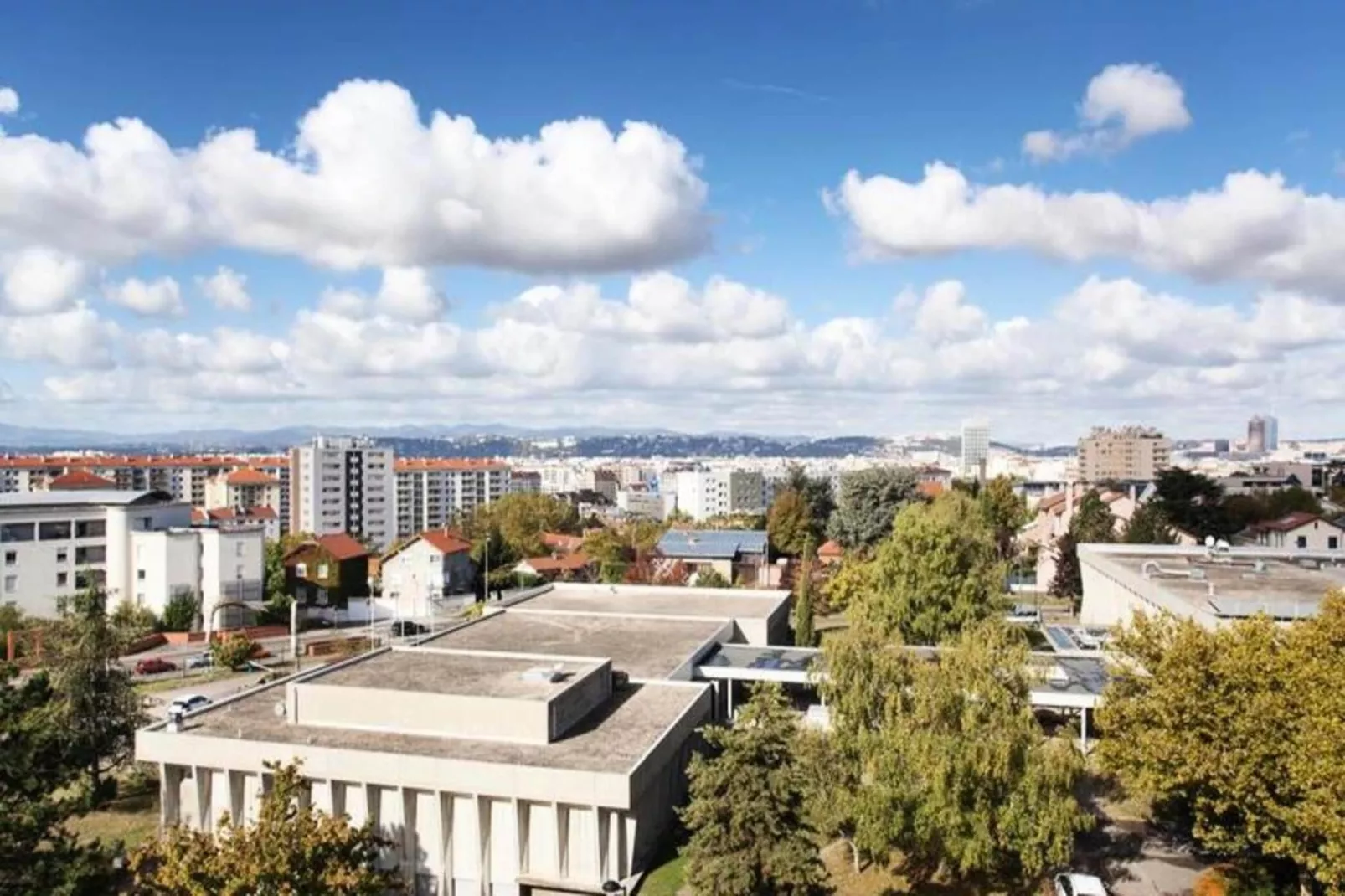 Appart'hôtel Odalys City Bioparc-View in summer