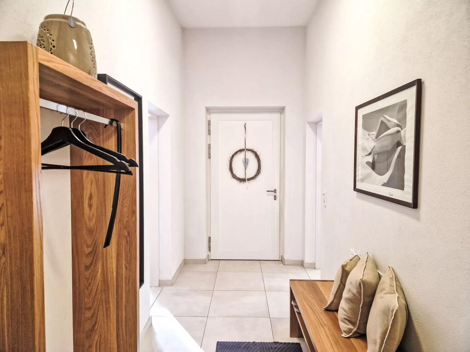 The Rock Design-Dedans