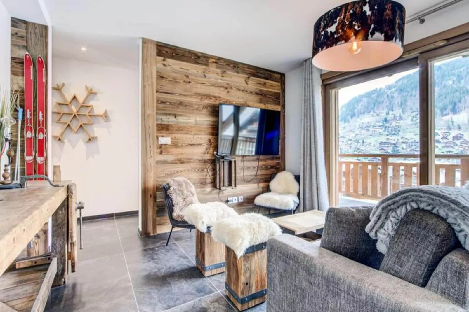 Résidence Frenes Blancs-Exterior in summer