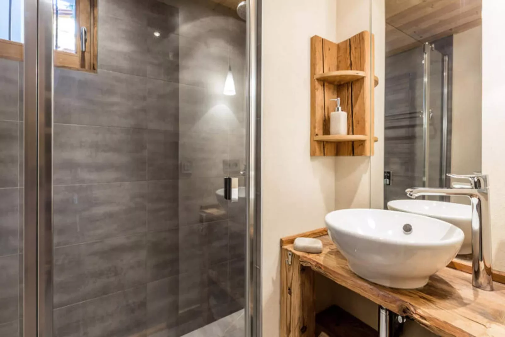 Résidence Pascal-Außenbereich Sommer