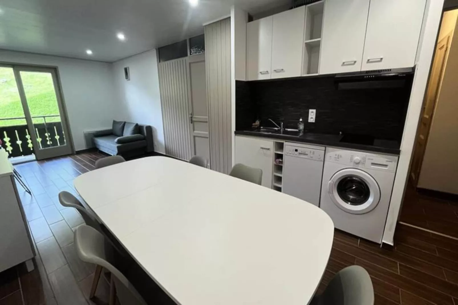 Résidence Le Yeti-Außenbereich Sommer