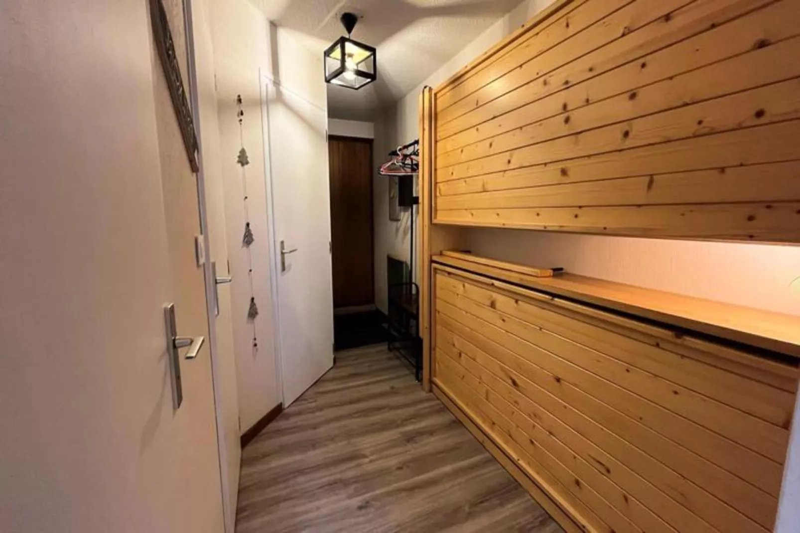 Résidence Les Perthuis-View in summer