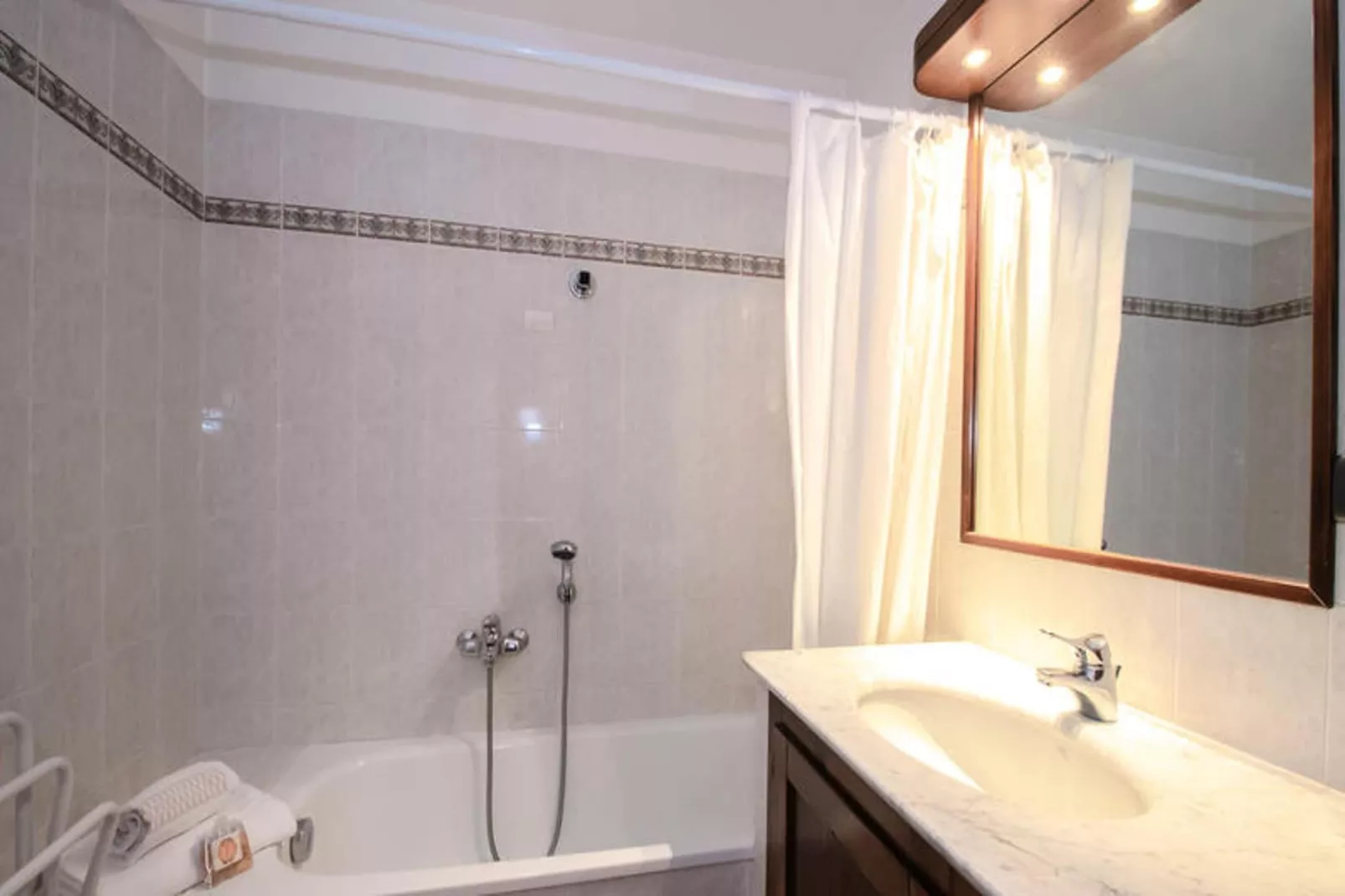 Résidence Alpes 2-Badezimmer