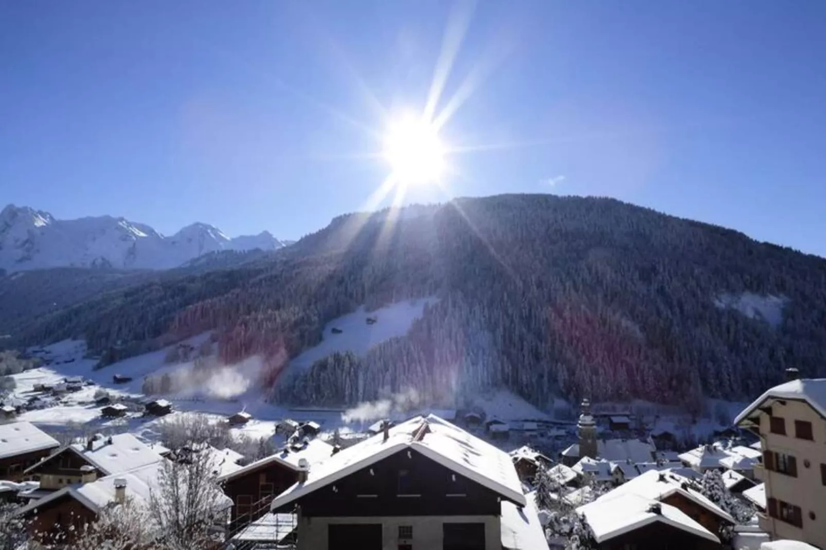 Résidence Valerianne-Außenbereich Sommer