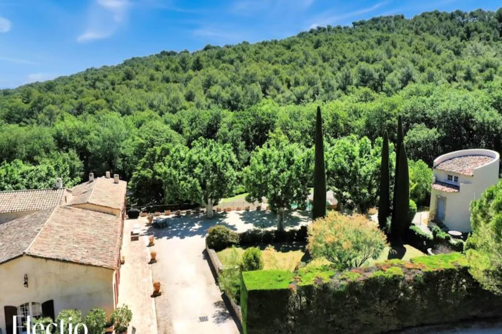 Petite Bastide | Domaine Tour Campanets-Image-tags.