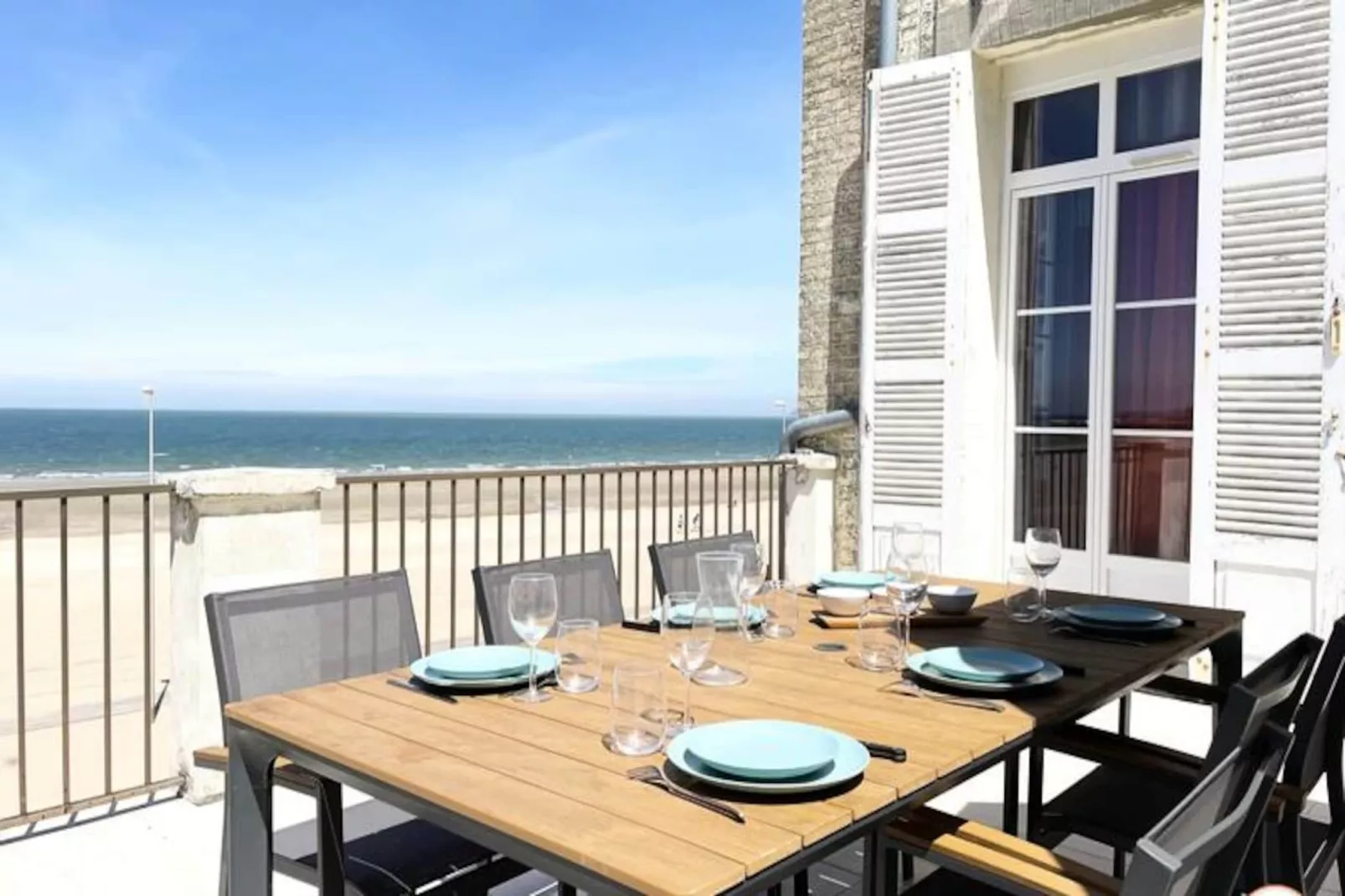 ⚓ Roches Normandes - Terrasse Vue Mer Et Plage-Image-tags.