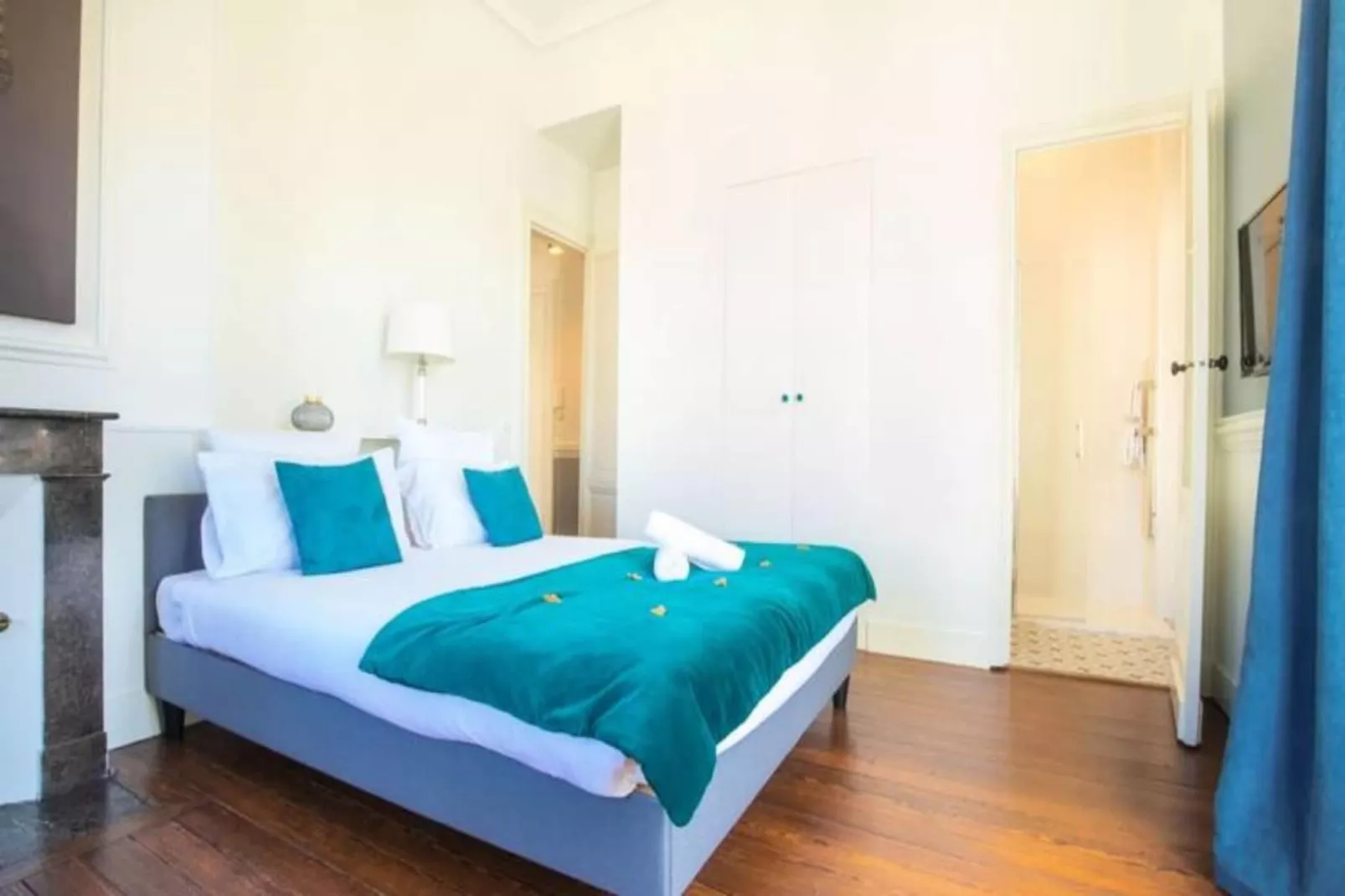 Appartement De Haut Standing Pour 6 Situ&eacute; Au Coeur Du Centre Historique-Bedroom