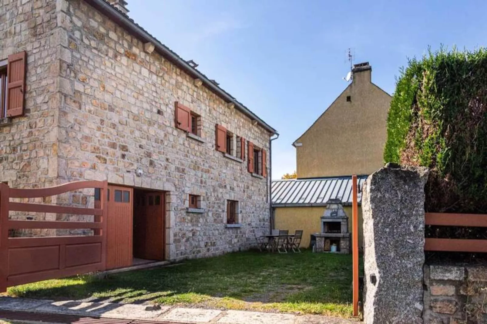 Gîte de France Lou chastelou odheteo à aumont aubrac 3 épis-Image-tags.