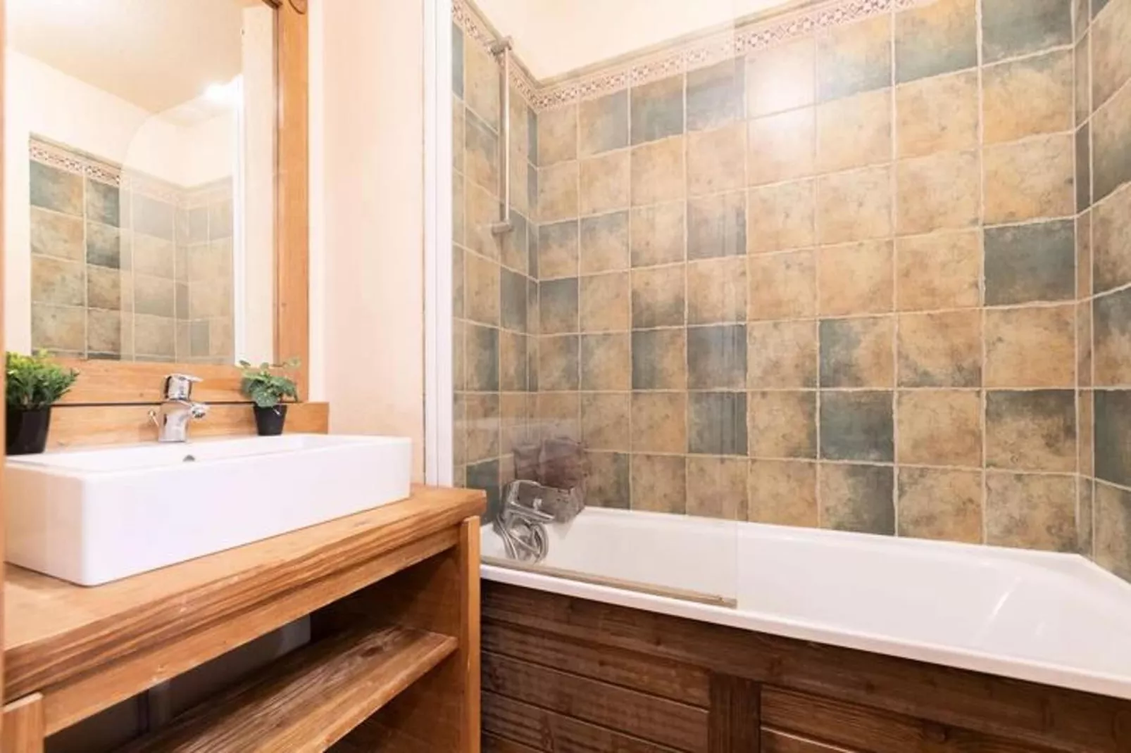 Résidence Cami Real-Bathroom