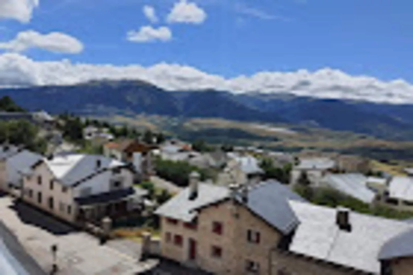 Résidence Goélia Le Domaine de Castella***-Exterior in summer