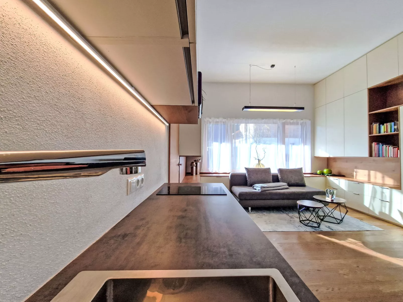 The Rock Design-Dedans