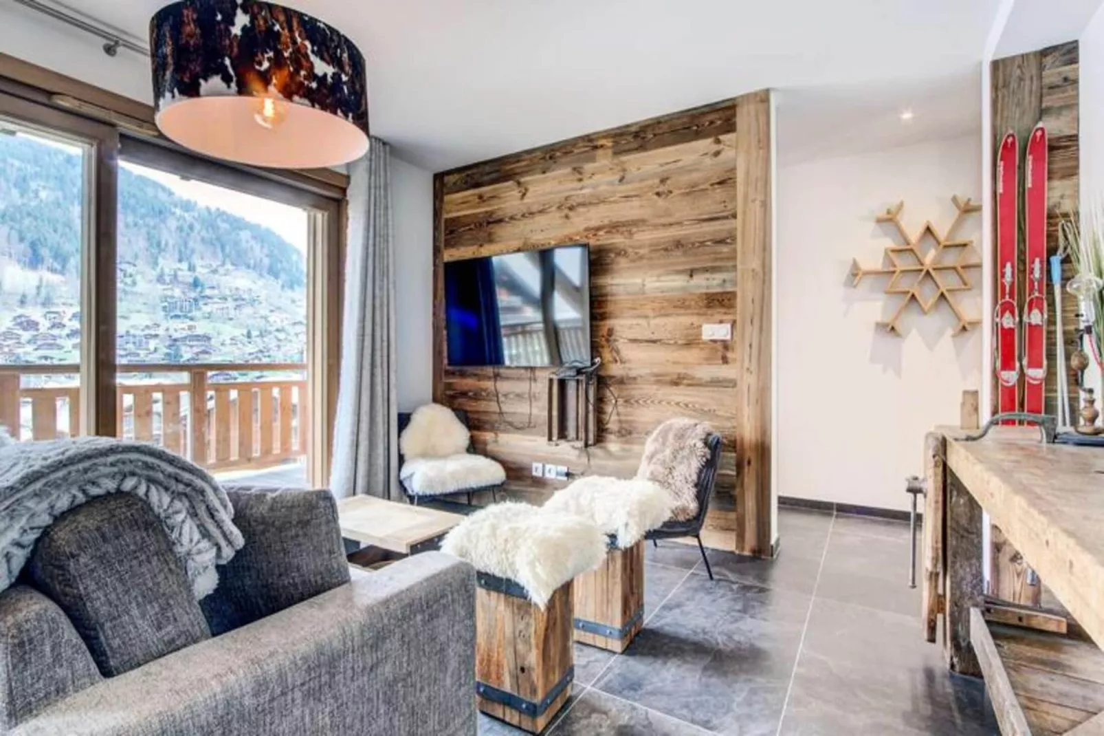 Résidence Frenes Blancs-Exterior in summer