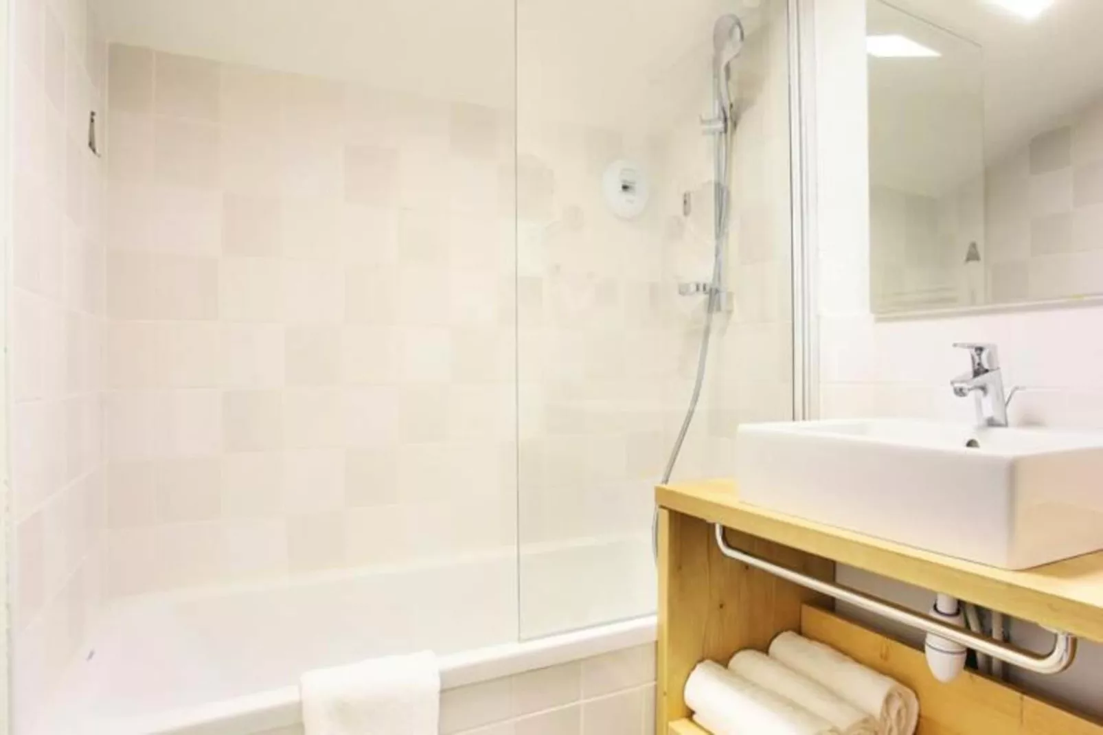 Résidence Prestige Odalys Les Fermes de Châtel-Bedroom