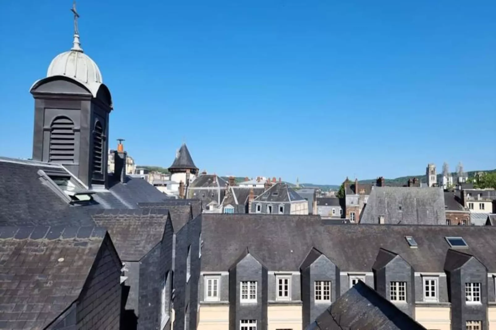 🍀 Le Duplex - Parking - Vue Clochers - Tennis-Image-tags.