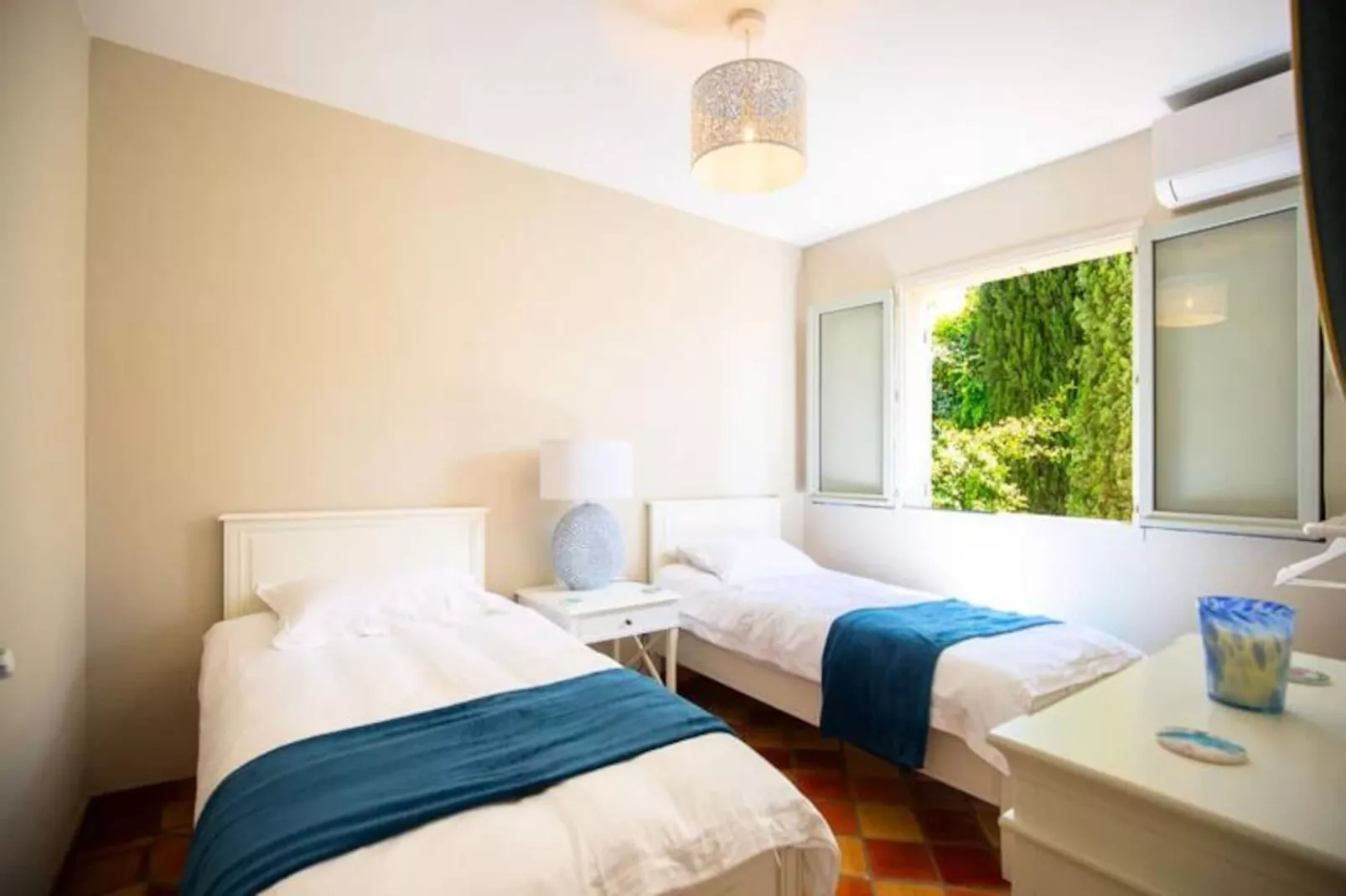 Villa 10 Pers Piscine Priv&eacute;e Pr&egrave;s De Saint-tropez-Image-tags.