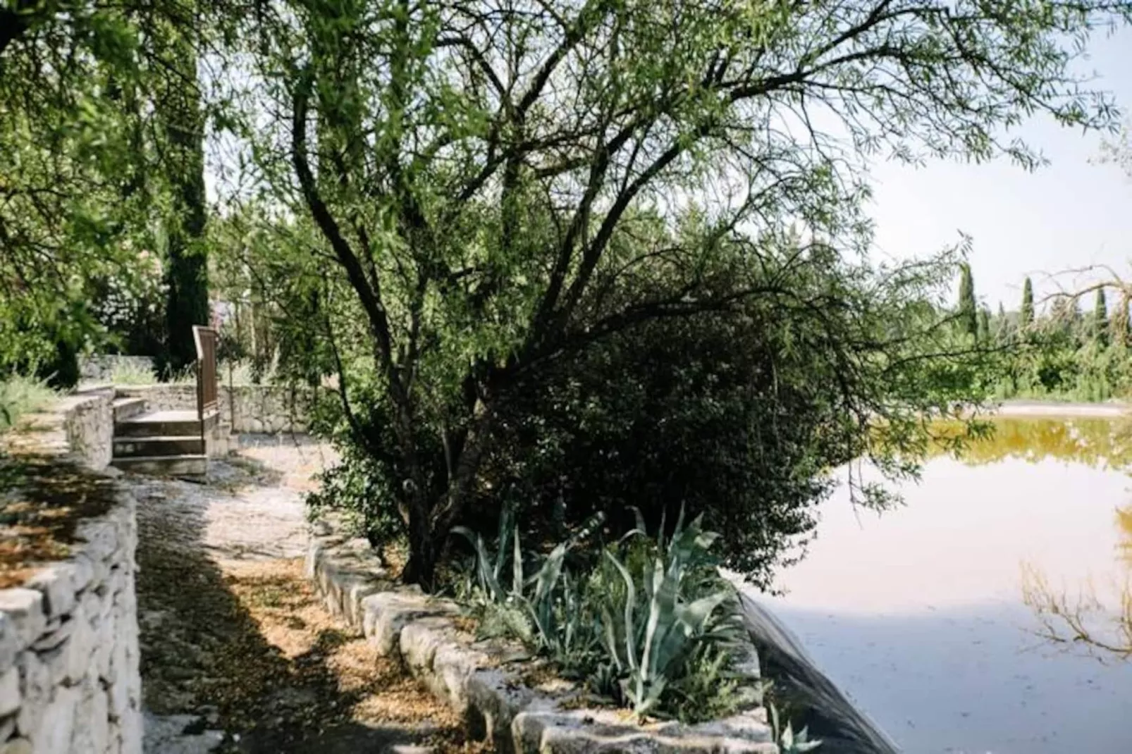 La Voli&egrave;re - Pernes-les-fontaines-Image-tags.