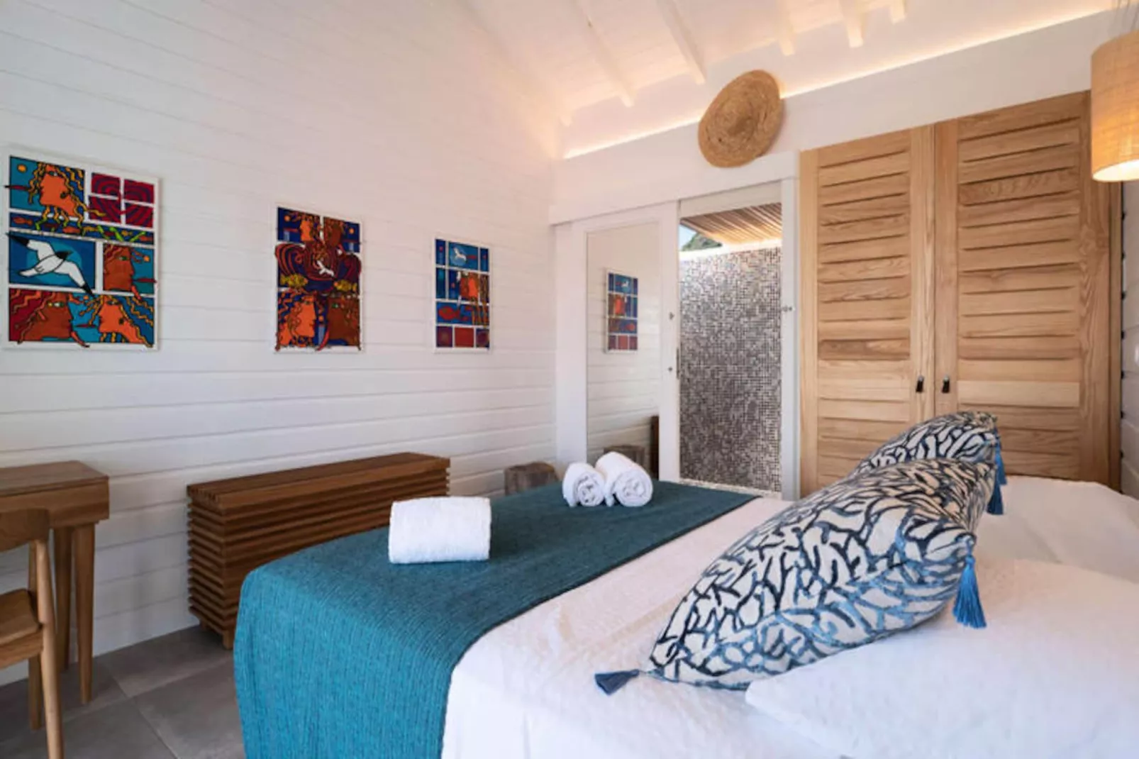 Villa Rackam-Image-tags.