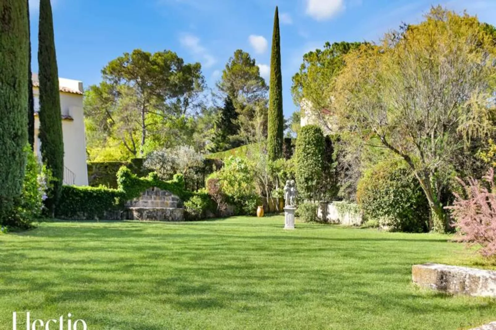 Petite Bastide | Domaine Tour Campanets-Image-tags.