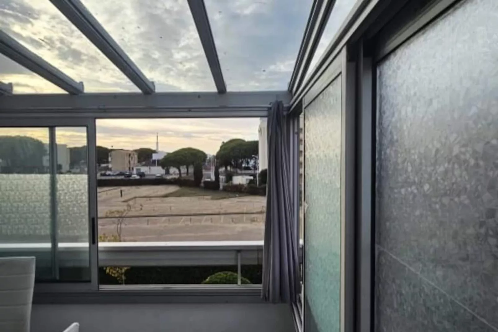 Résidence La Fleur De Roseau 200m De La Plage, 300 M Des Commerces-Image-tags.