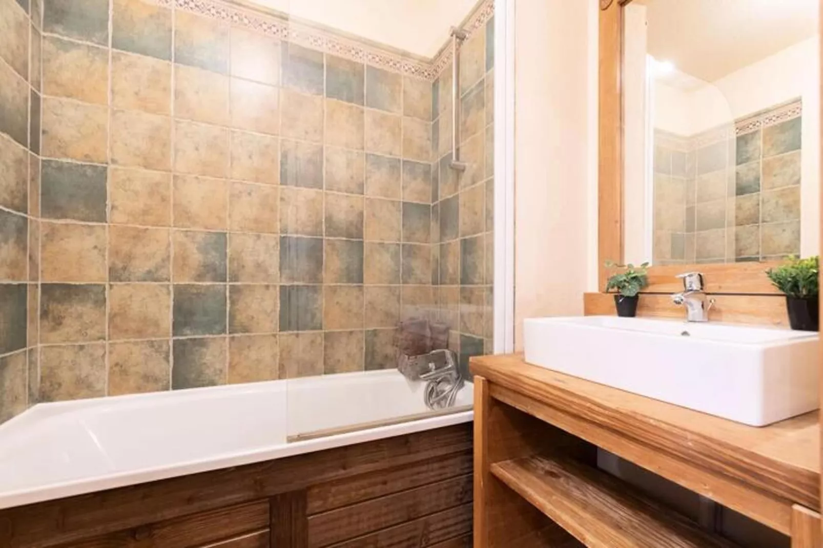 Résidence Cami Real-Bathroom