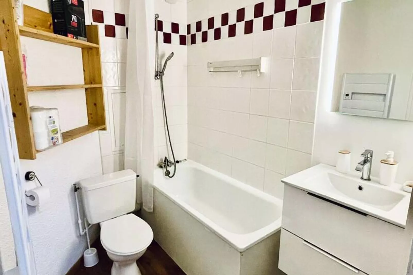 Résidence Lauzes-Salle de bain