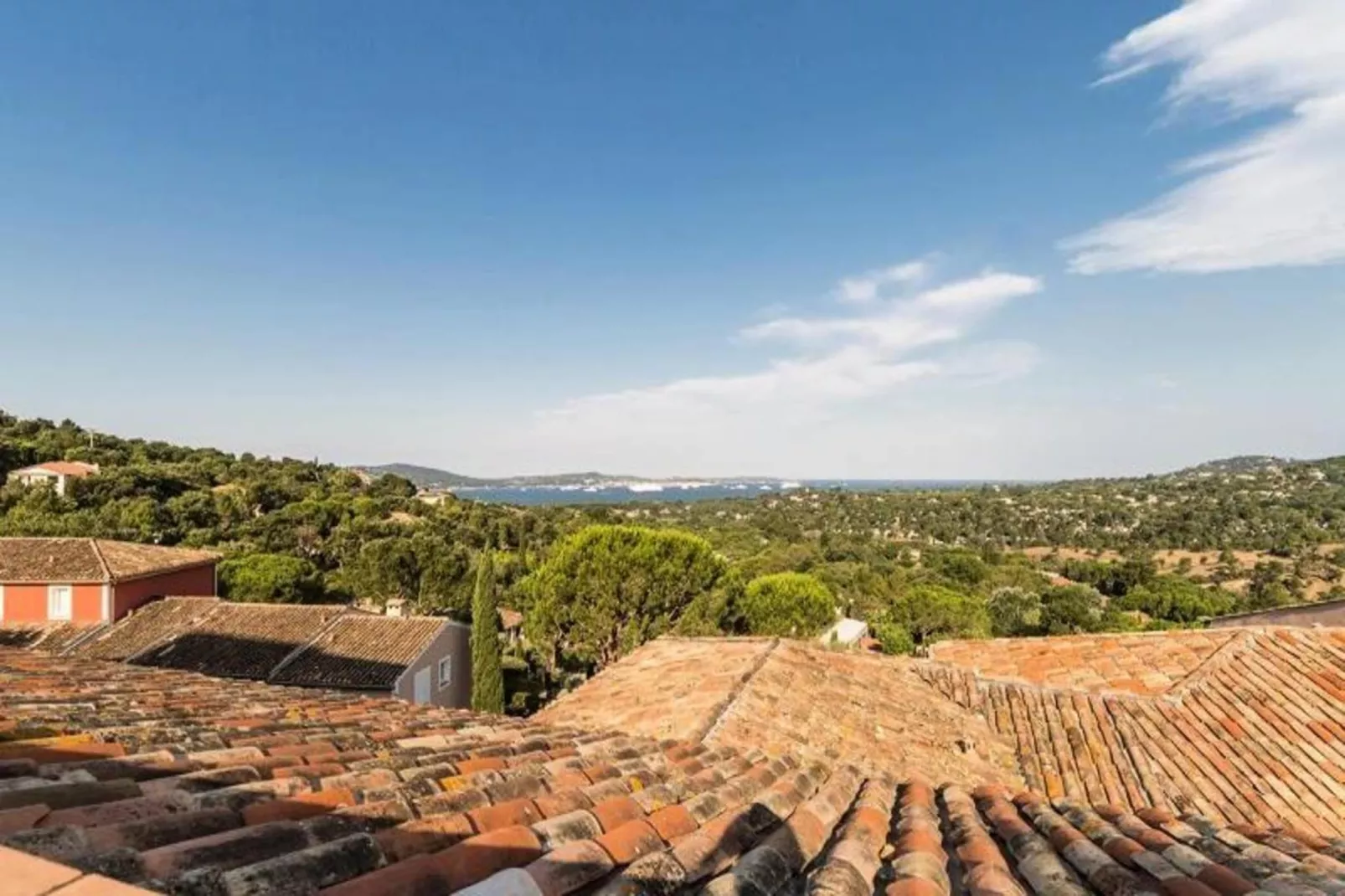 Les Appartements aux Restanques du Golfe de St Tropez - maeva Home-Exterior in summer
