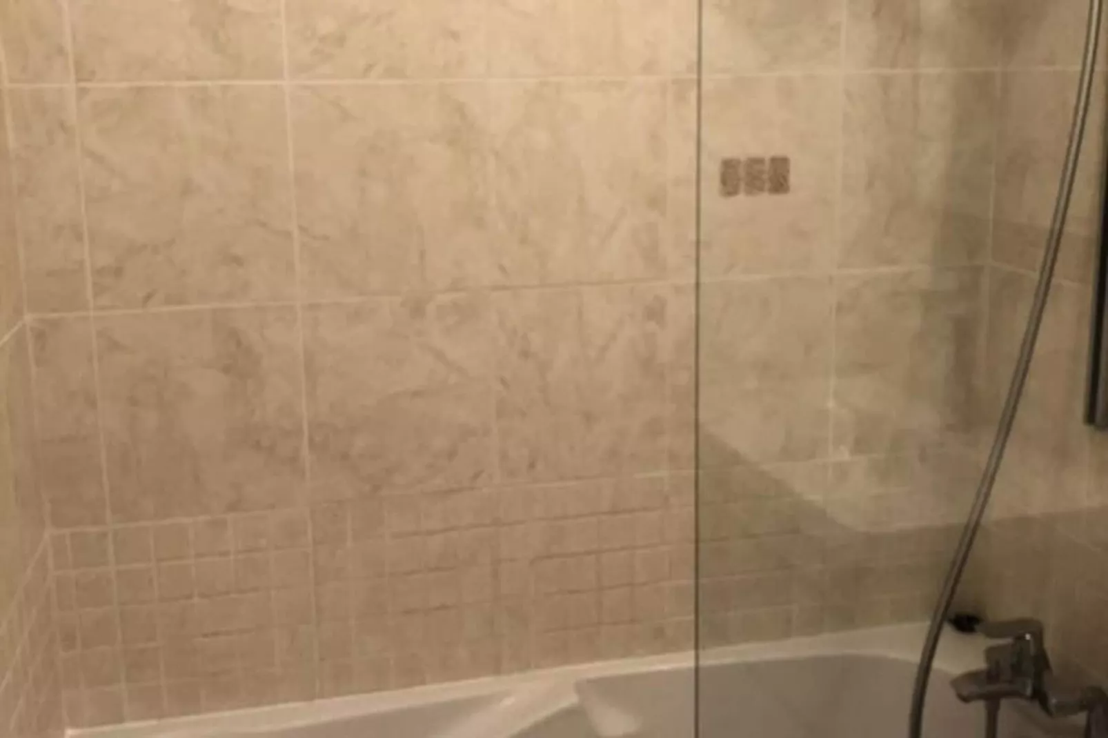 Chalet Alpina-Bathroom