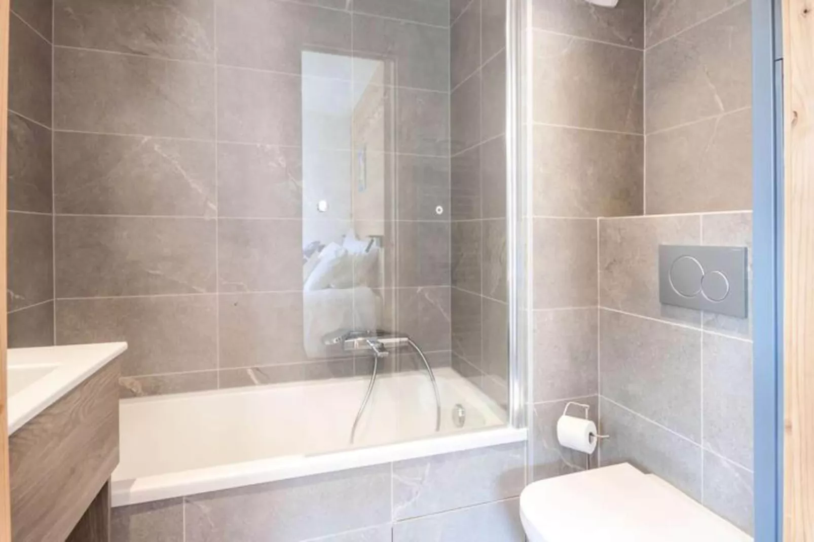 Résidence Echo Du Pleney - Außenbereich Sommer