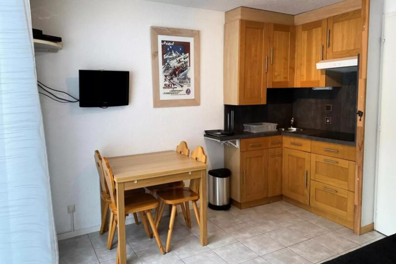 Résidence Le Perce-neige-Außenbereich Sommer