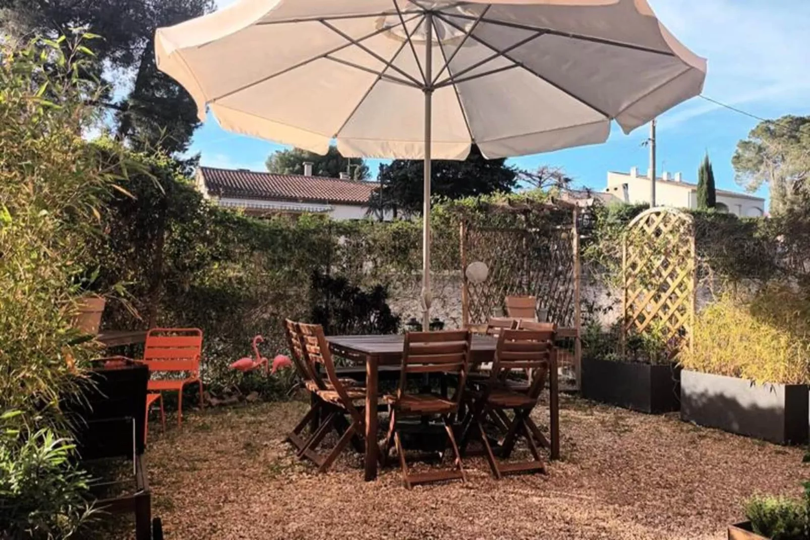 Résidence Frégate-Exterior in summer