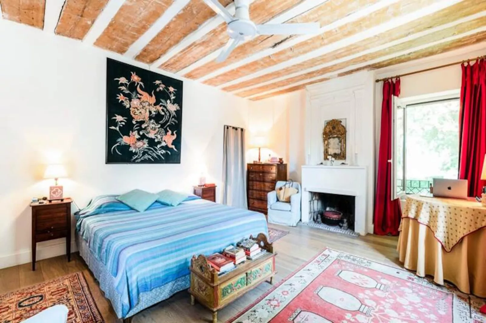 Maison De Famille En Provence-Image-tags.