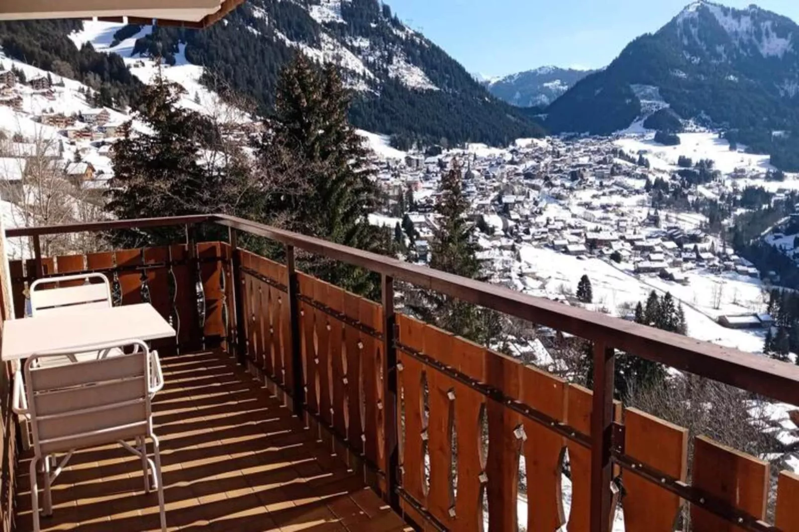 Chalets De Barbessine-Terrasse / balcon