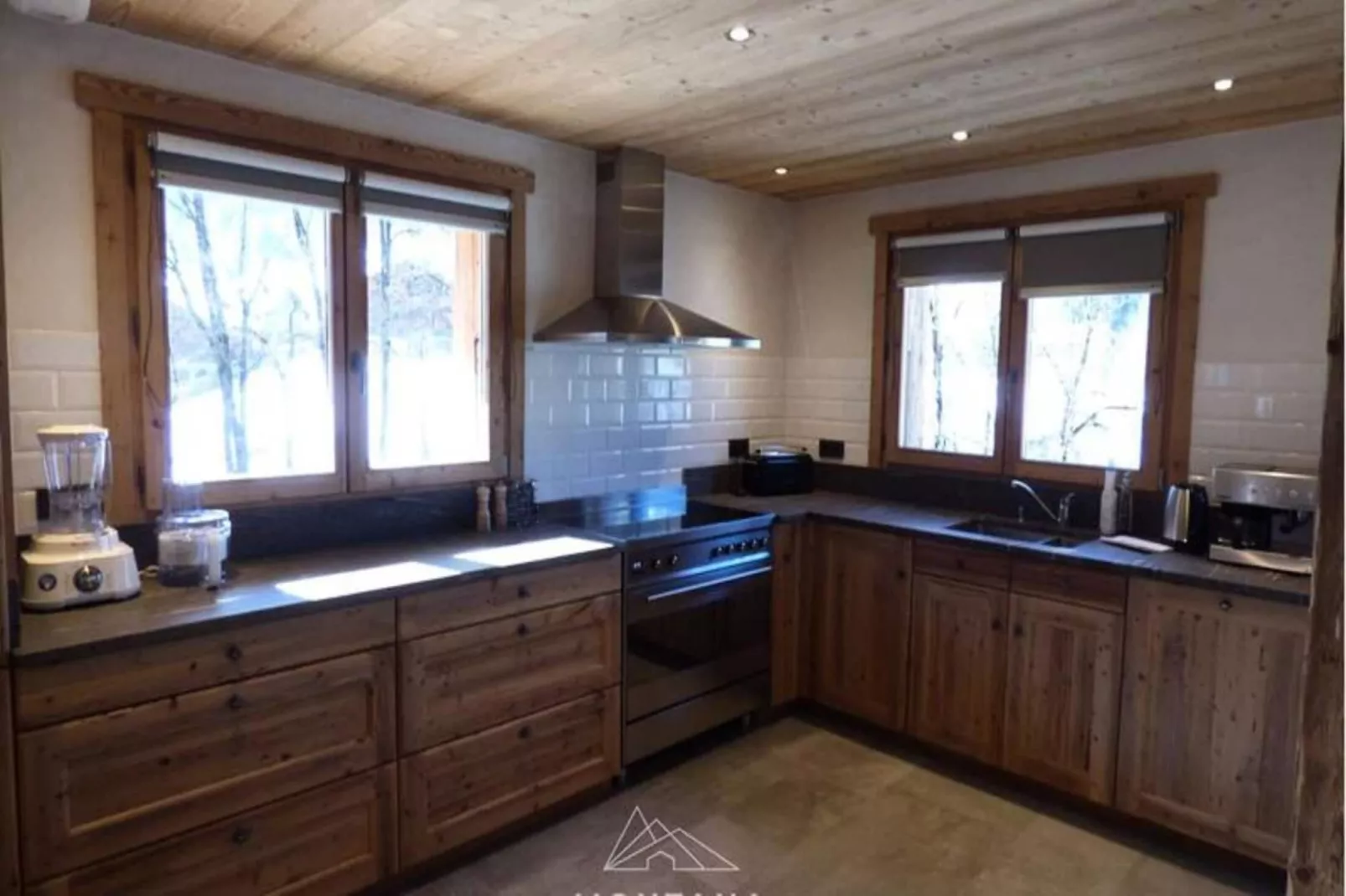 Chalet Rayjeanne-Außenbereich Sommer