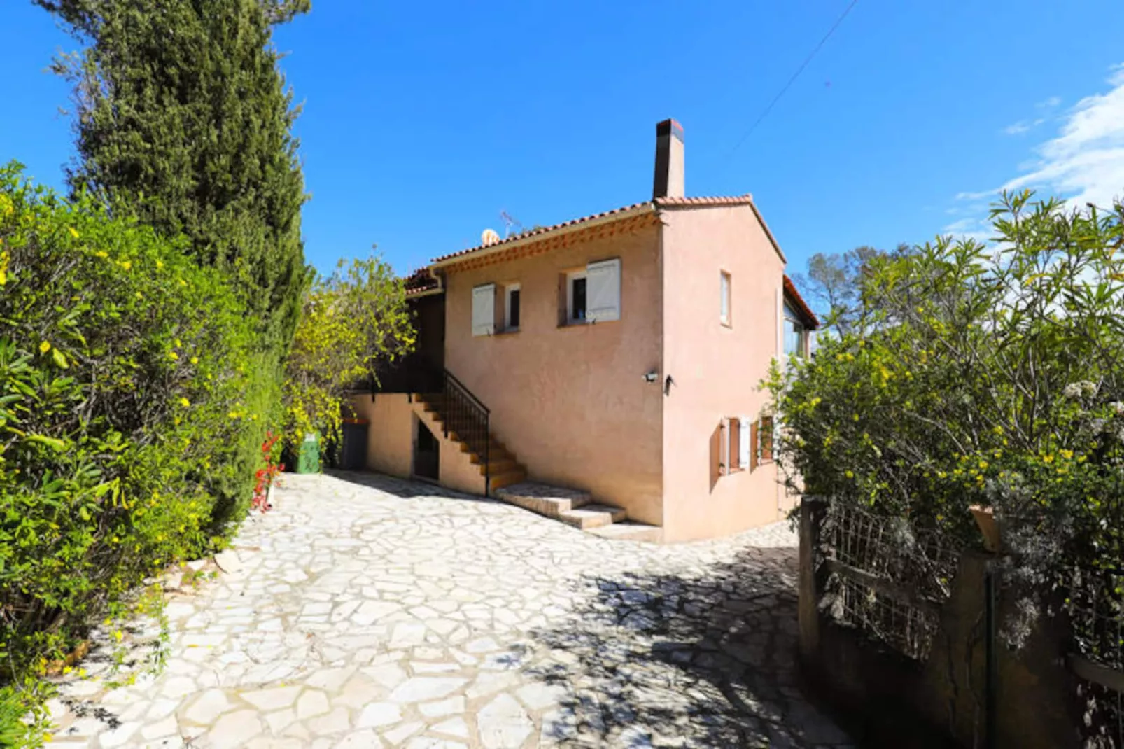 Villa 7 Pers &agrave; 10 Min Des Plages - Centre De Fr&eacute;jus-Image-tags.