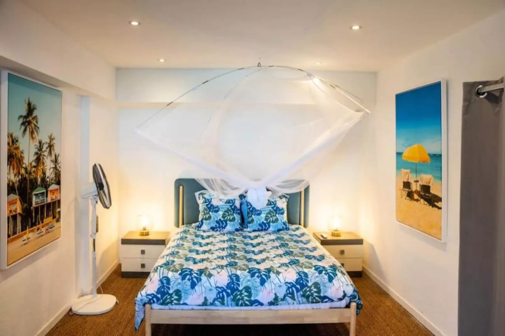 Villa Summer Forever-Image-tags.