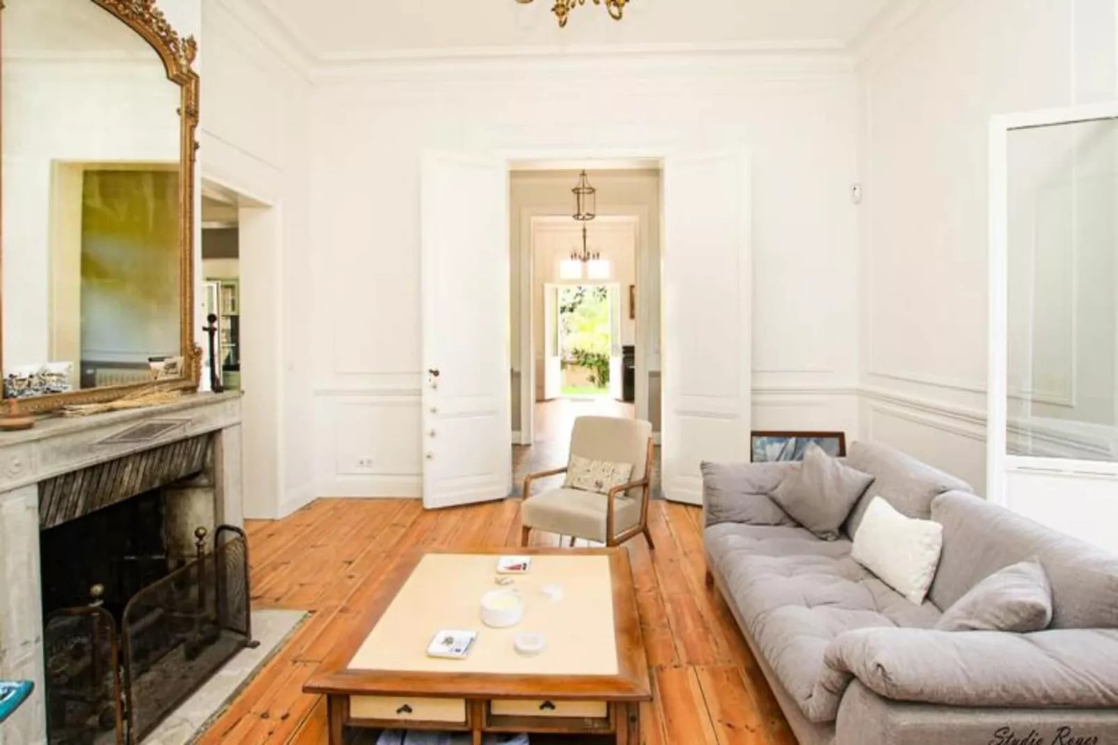 Villa Familiale R&eacute;nov&eacute;e &agrave; Arcachon &ndash; 6 Ch, 4 Sdb, Entre 8 &agrave; 10 Pers-Ambiente