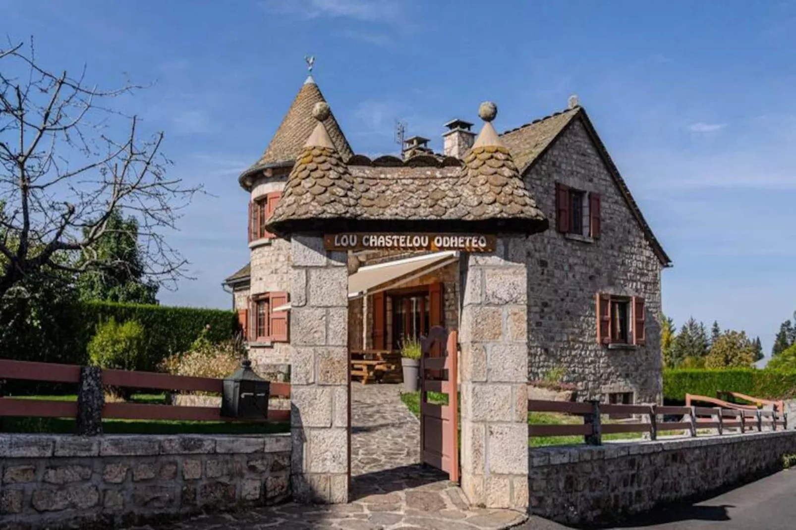 Gîte de France Lou chastelou odheteo à aumont aubrac 3 épis-Image-tags.